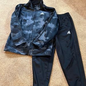Adidas boys tracksuit
